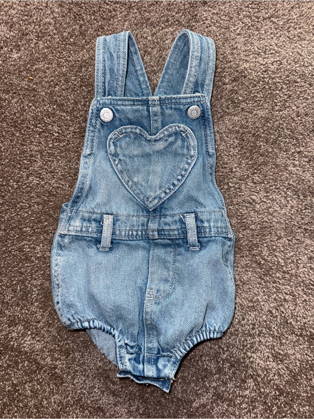 OLD NAVY denim heart kids overalls sz 12/18 months ✨